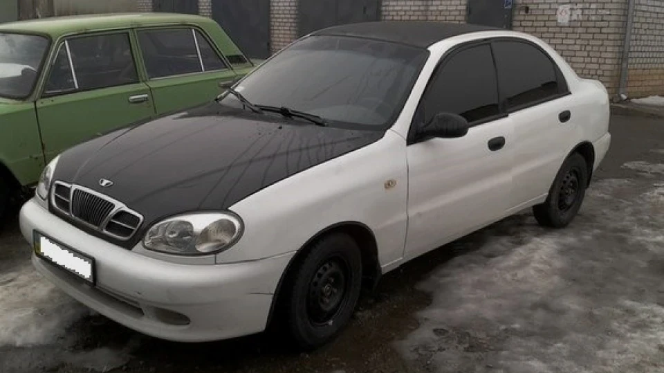 Daewoo Sens Чорно-білий Sens 1.3i 2