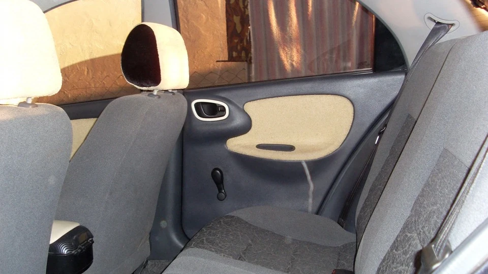 Daewoo Sens Чорний дим 4