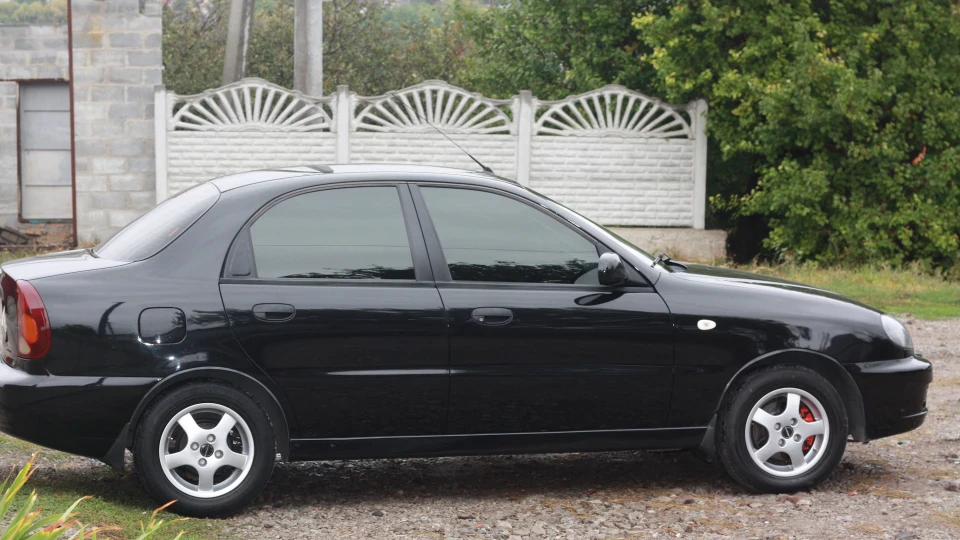 Daewoo Sens Чорний 2