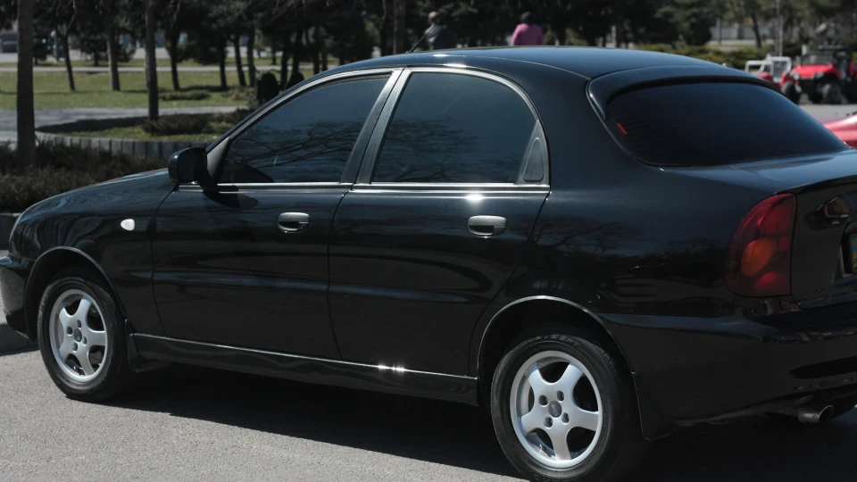 Daewoo Sens Чорний 5