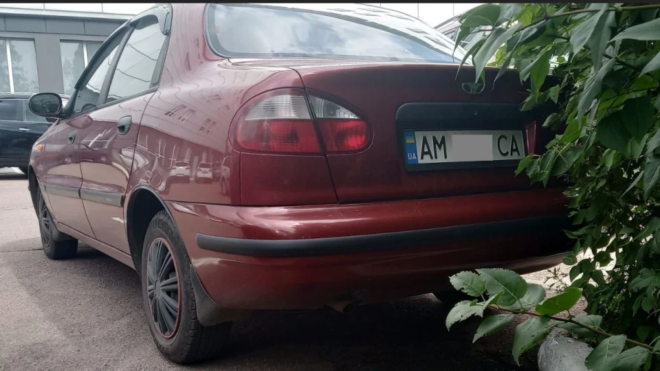 Daewoo Sens Червона мильниця