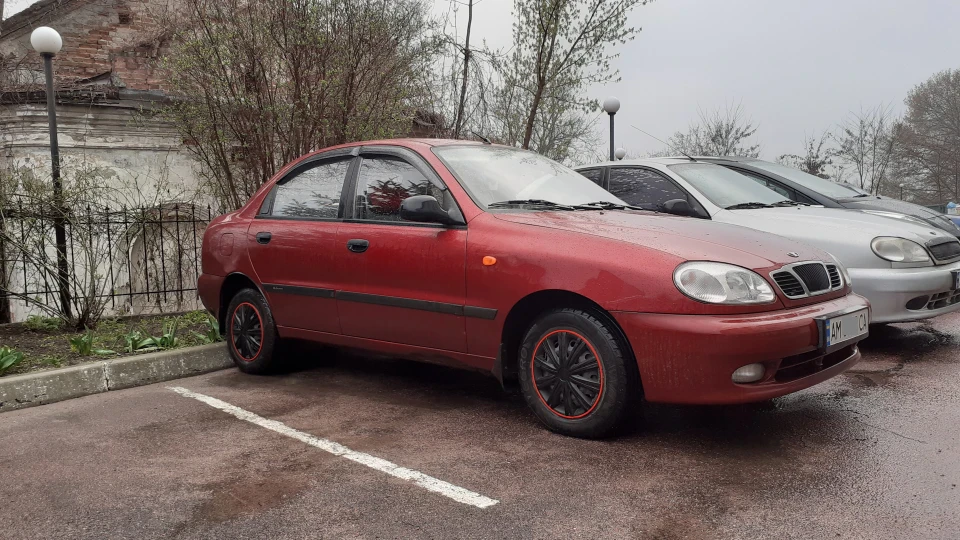 Daewoo Sens Червона мильниця 2