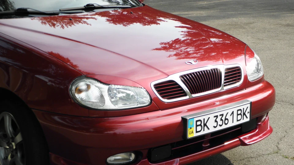 Daewoo Sens червоний 5