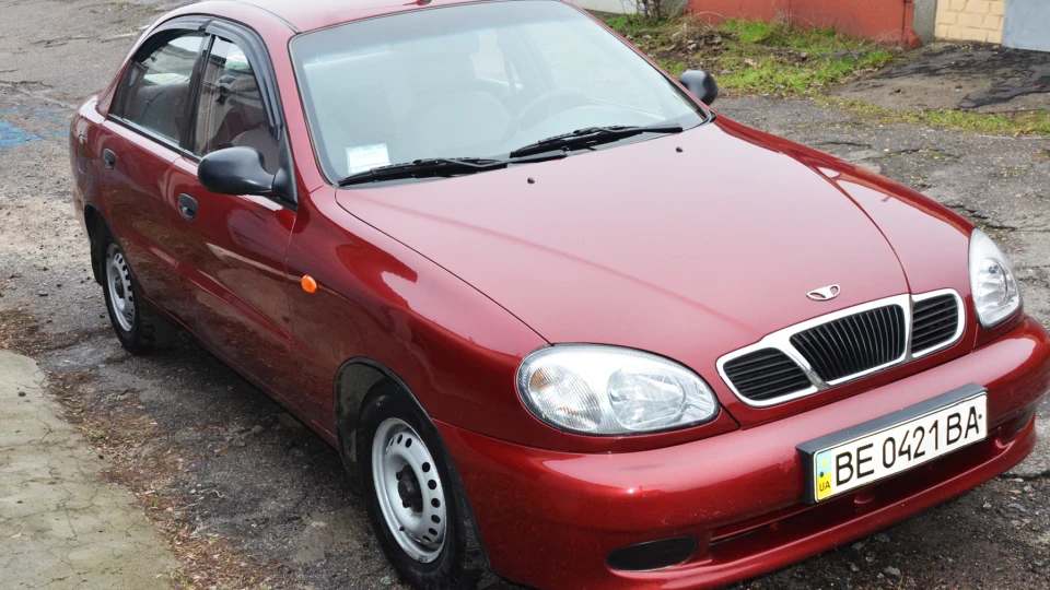 Daewoo Sens ластівка 4