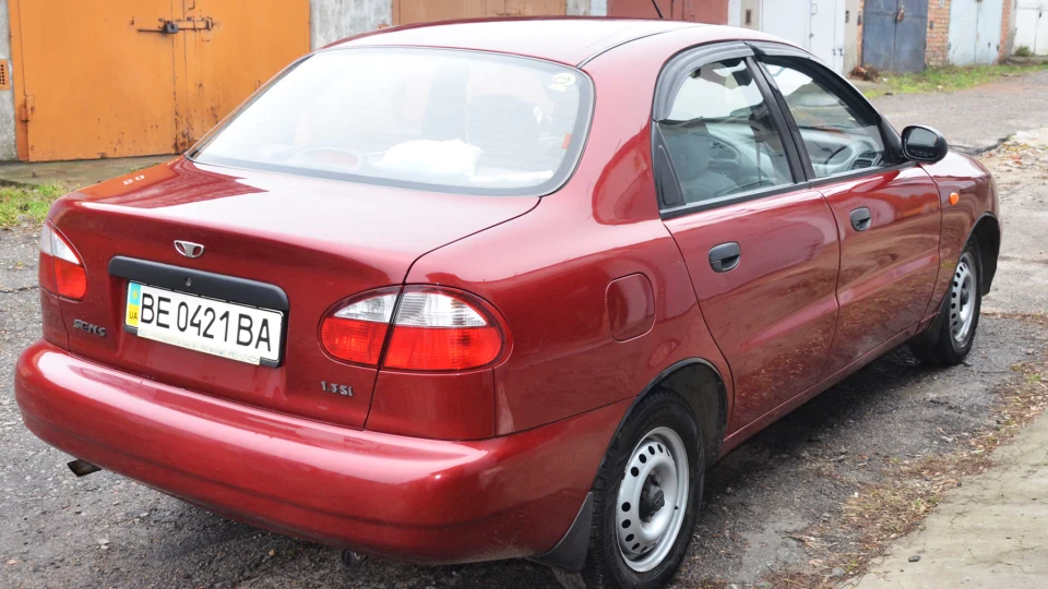 Daewoo Sens ластівка 5