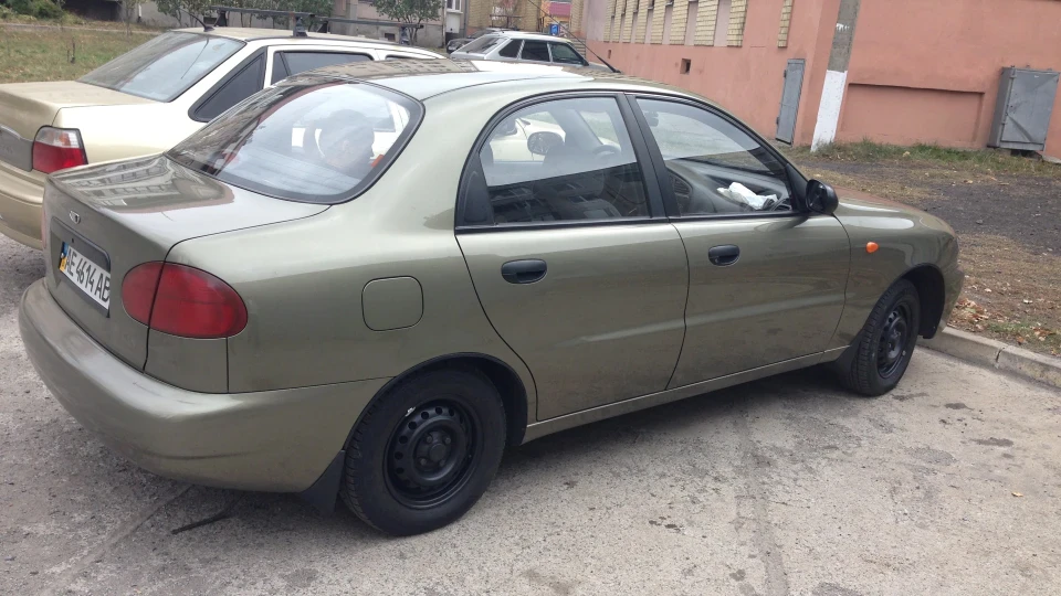 Daewoo Sens *Оливковий Сеня* 4