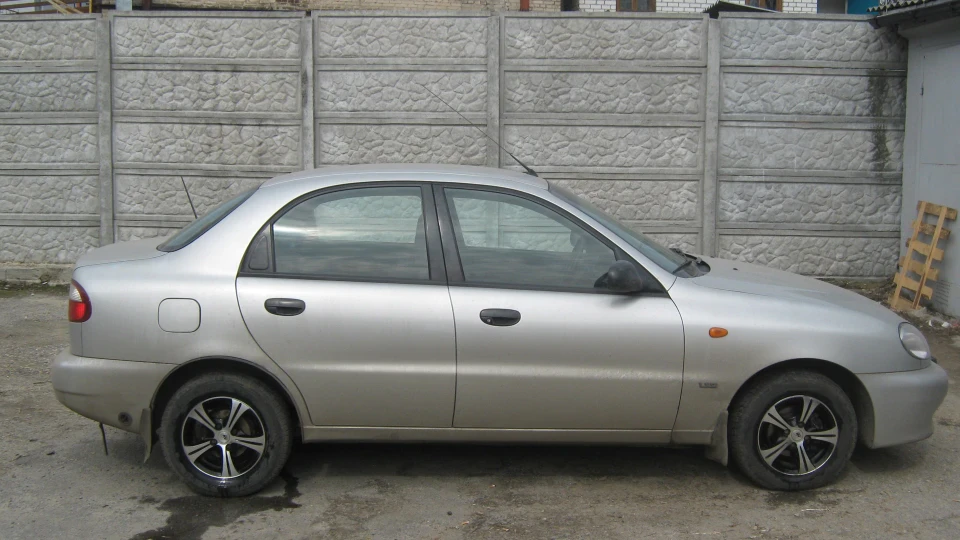 Daewoo Sens Phantom 4