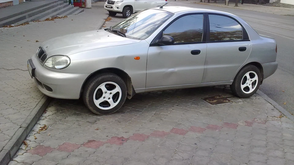 Daewoo Sens простенький такий сенсик 2