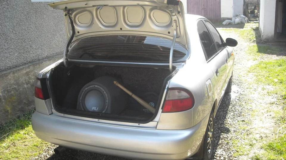 Daewoo Sens Сенсей D 5