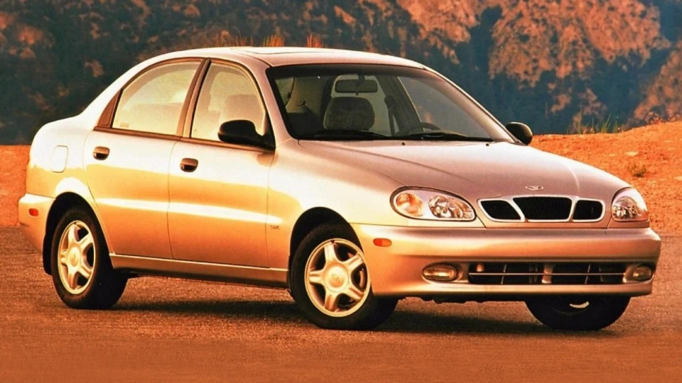 Daewoo Sens сіркорозвинений