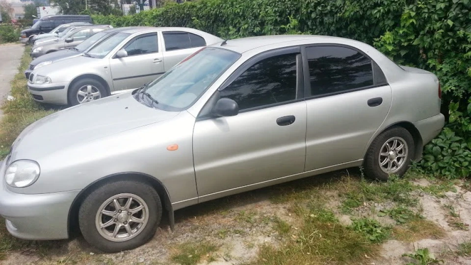 Daewoo Sens Сірий вовченя