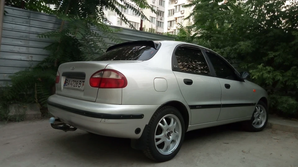 Daewoo Sens Солідний 4