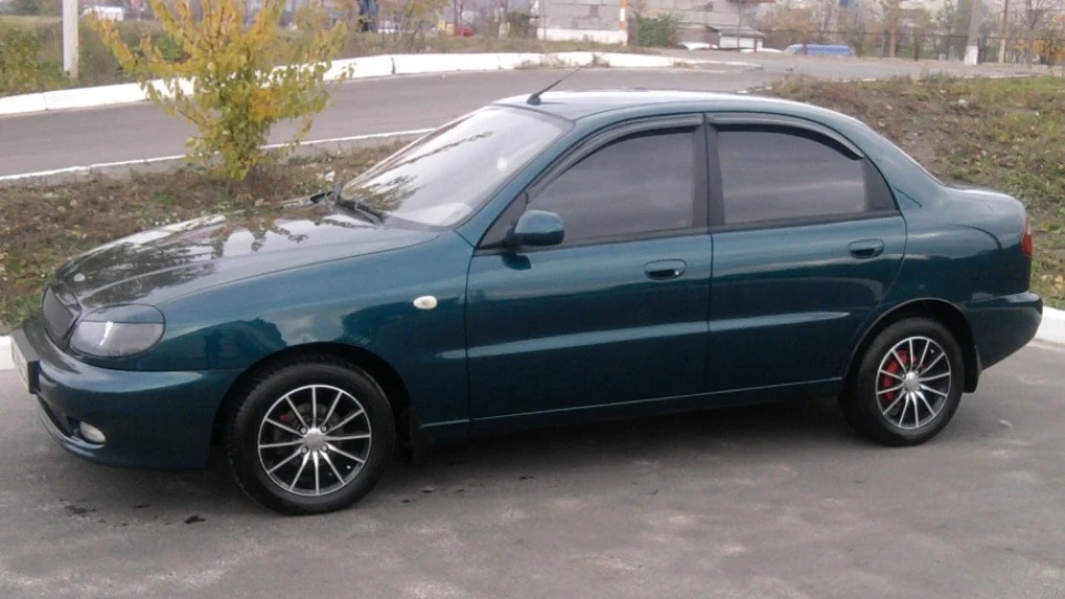 Daewoo Sens Похмурий