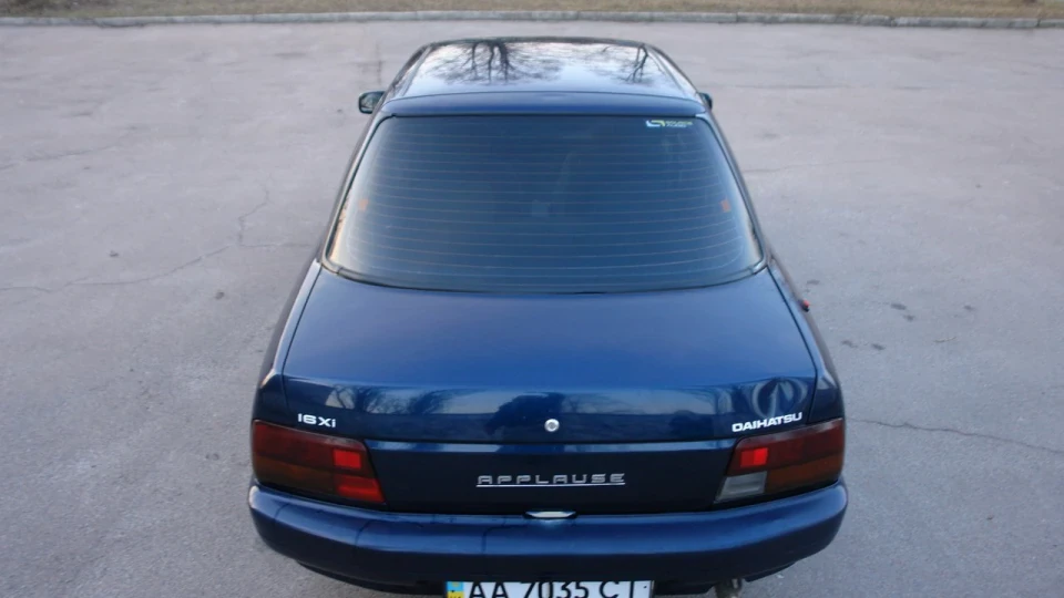 Daihatsu Applause Made in Japan 2