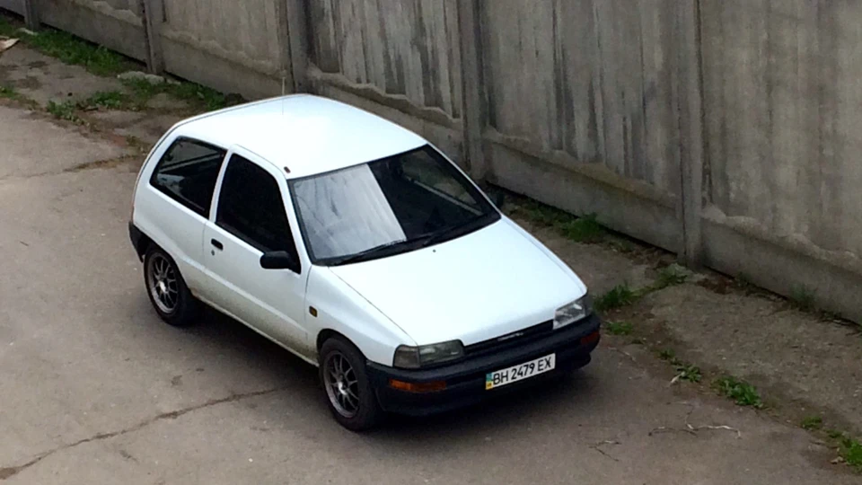Daihatsu Charade 3