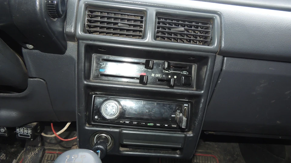 Daihatsu Charade 1,3 4