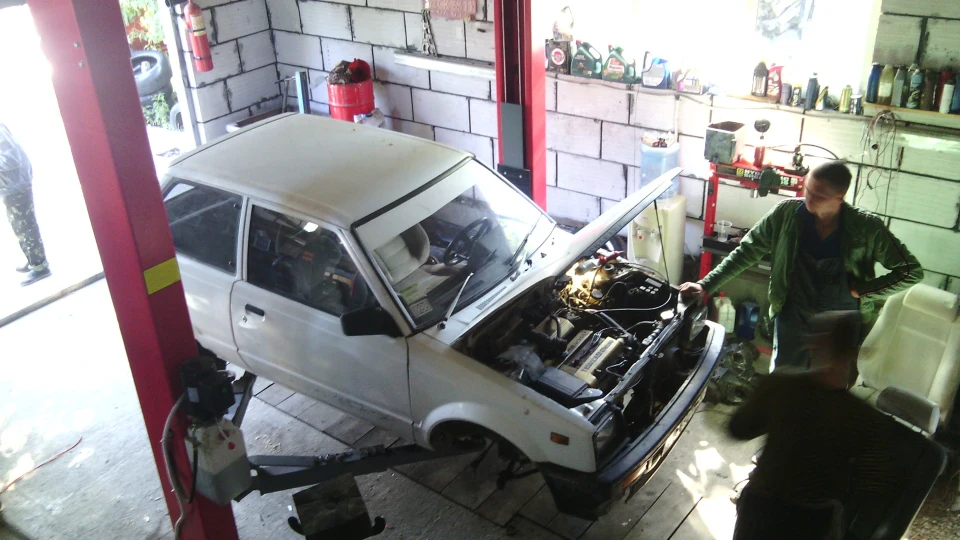 Daihatsu Charade GTti 5