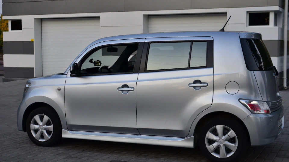 Daihatsu Materia 2