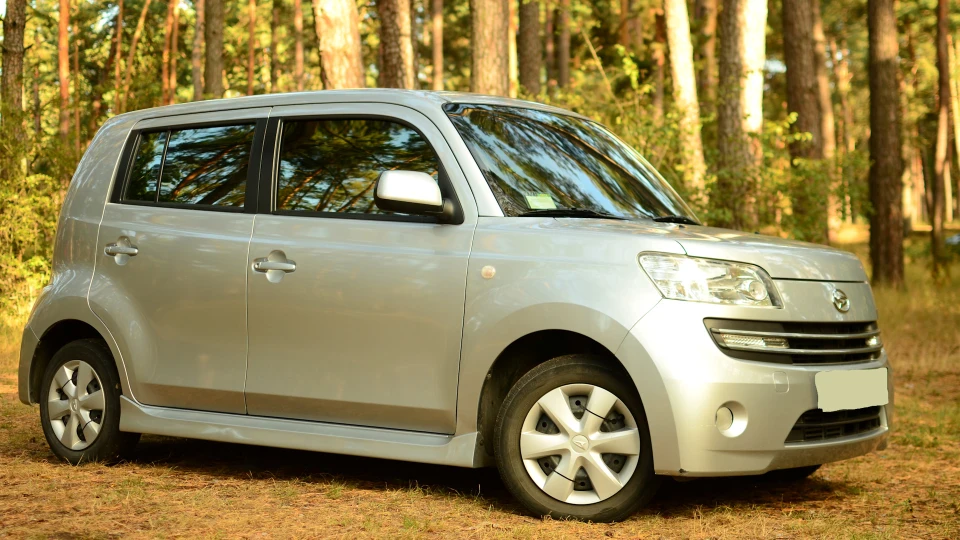 Daihatsu Materia 4