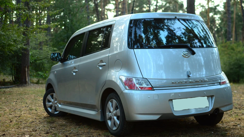Daihatsu Materia 5