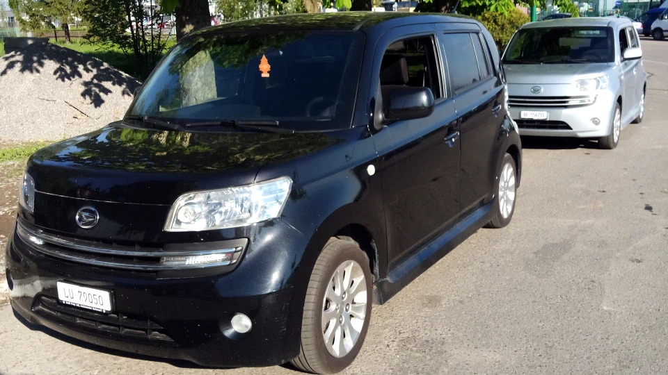 Daihatsu Materia Staff металік 4WD 4