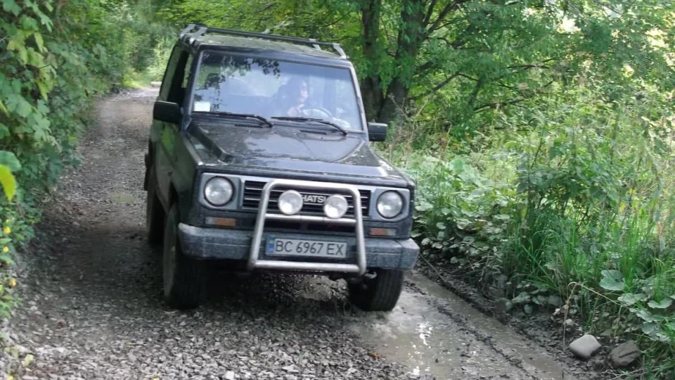 Daihatsu Rocky 2