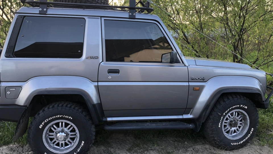 Daihatsu Rocky 2