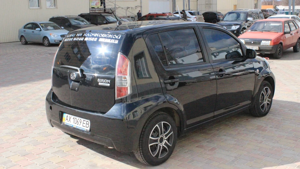 Daihatsu Sirion Газовий Баллончик 5