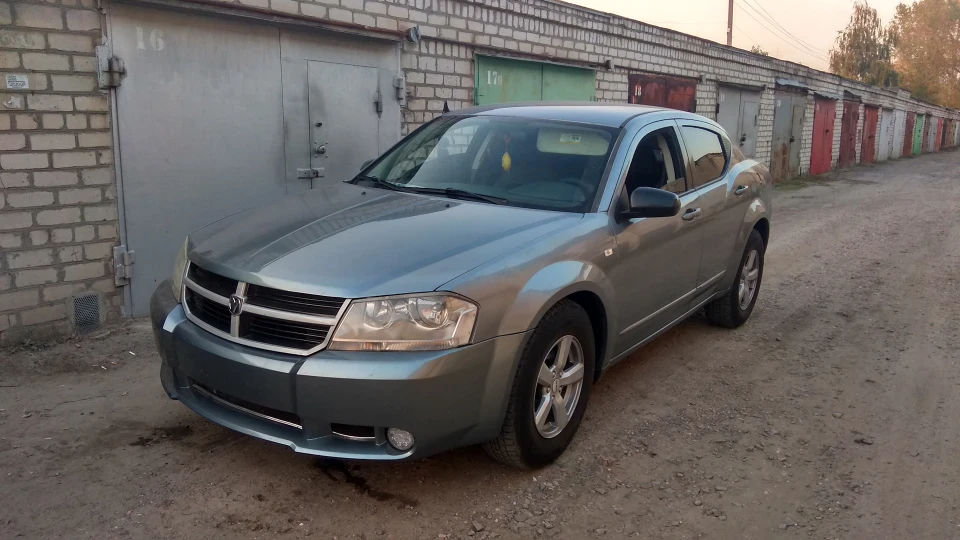 Dodge Avenger 2