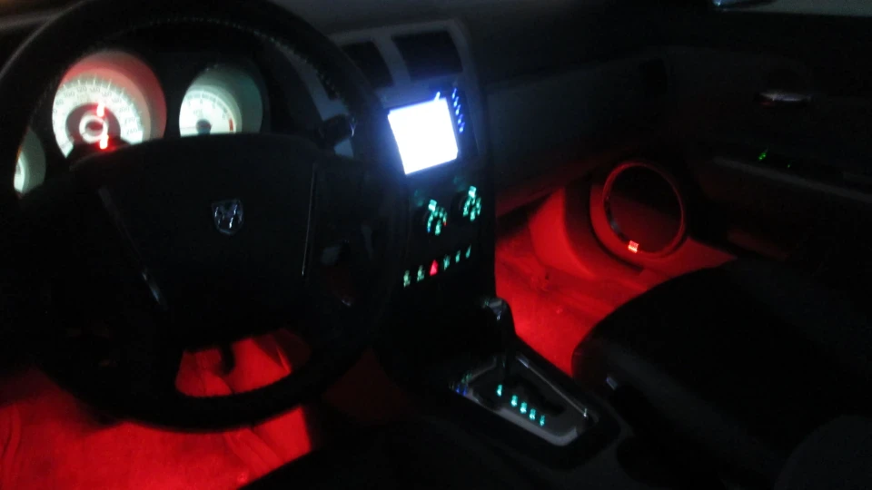 Dodge Avenger 5
