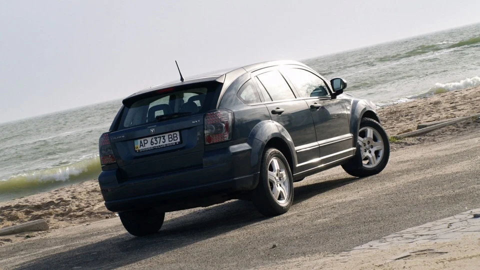 Dodge Caliber 3