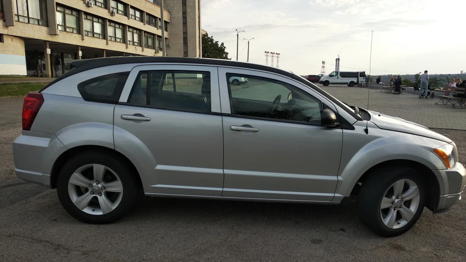 Dodge Caliber 2