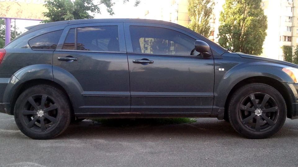 Dodge Caliber 3