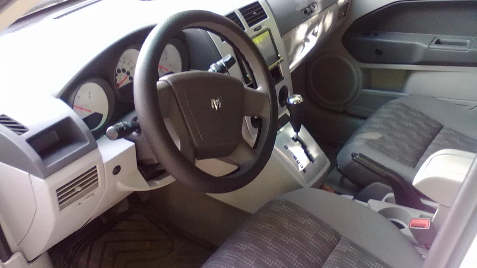 Dodge Caliber 2.0 AT 3
