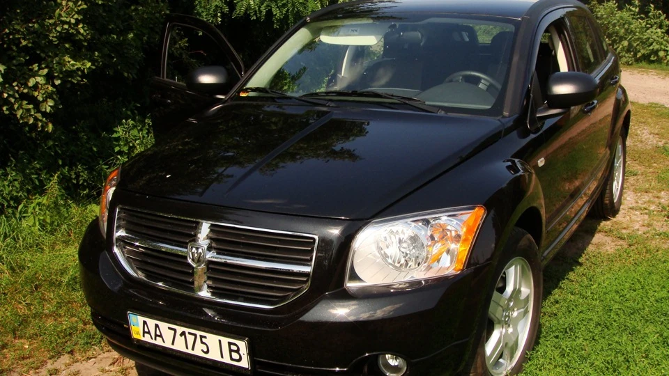 Dodge Caliber "Black Knight" SXT 1.8 2
