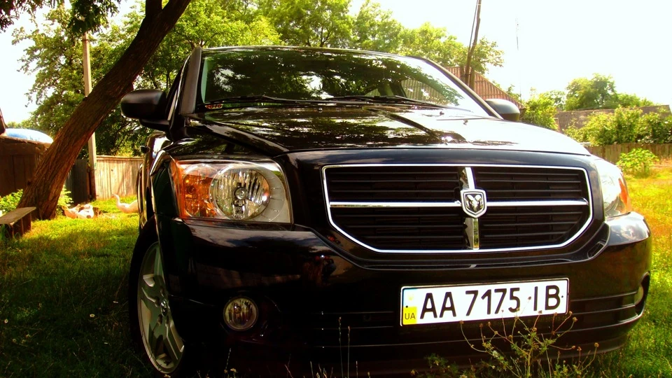 Dodge Caliber "Black Knight" SXT 1.8 3