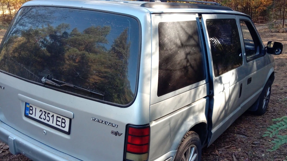 Dodge Caravan 5