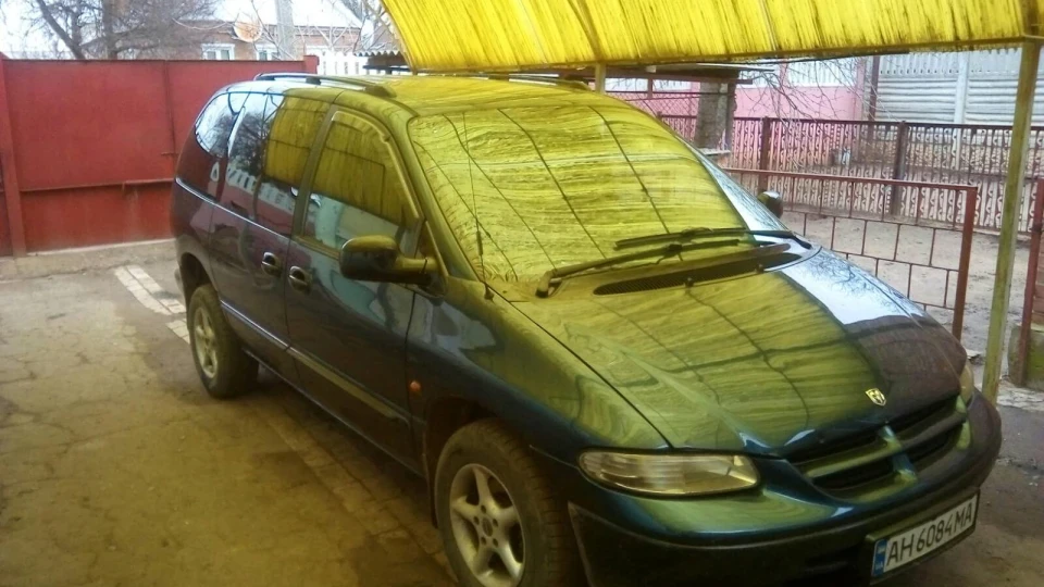 Dodge Caravan Синій Додік