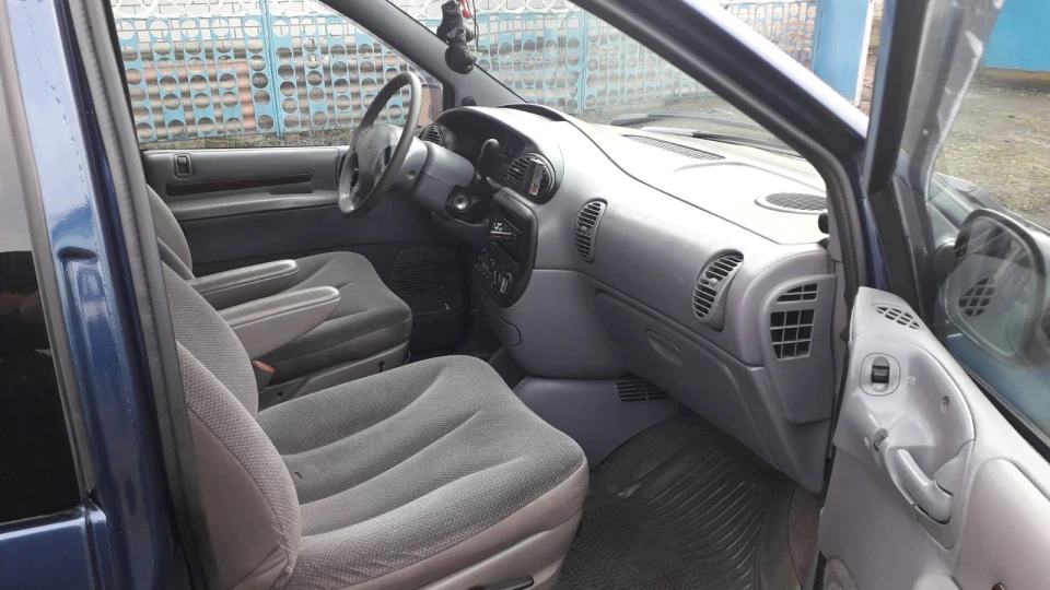 Dodge Caravan Синій Додік 5