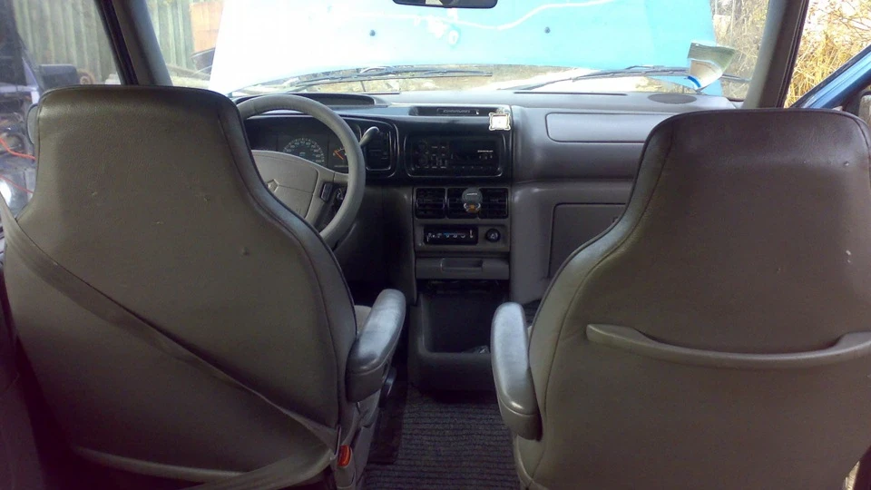 Dodge Caravan Трамвай 5