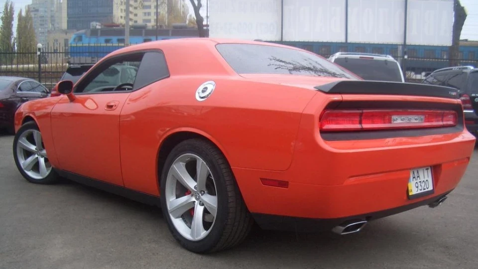 Dodge Challenger 2