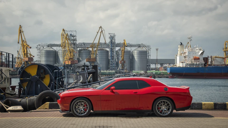 Dodge Challenger 6.4 SRT 392 2