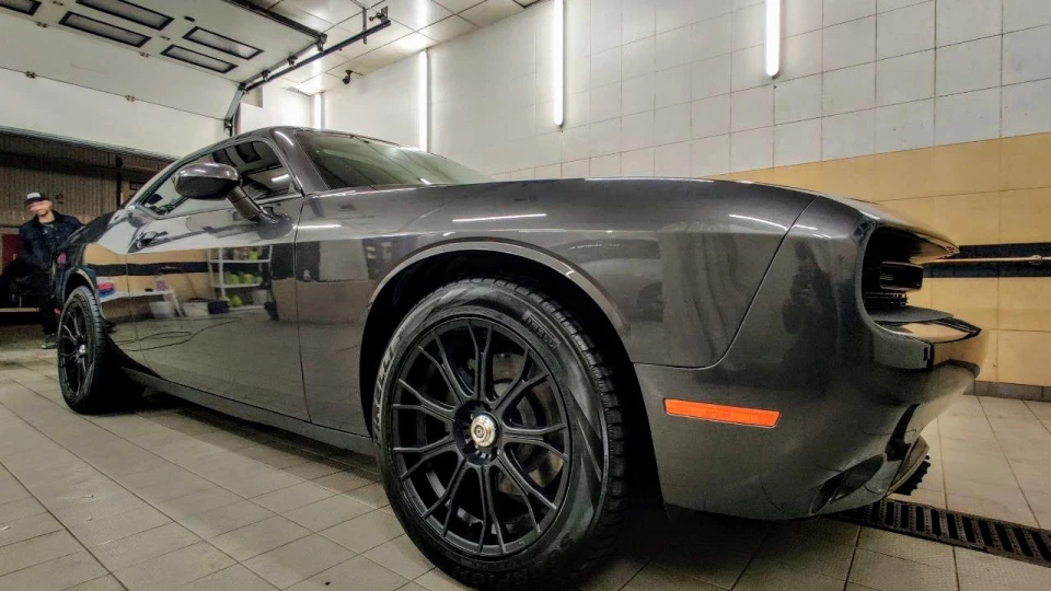 Dodge Challenger - Гелік седан 2