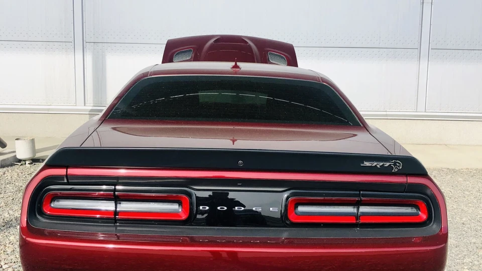Dodge Challenger Hellcat 3