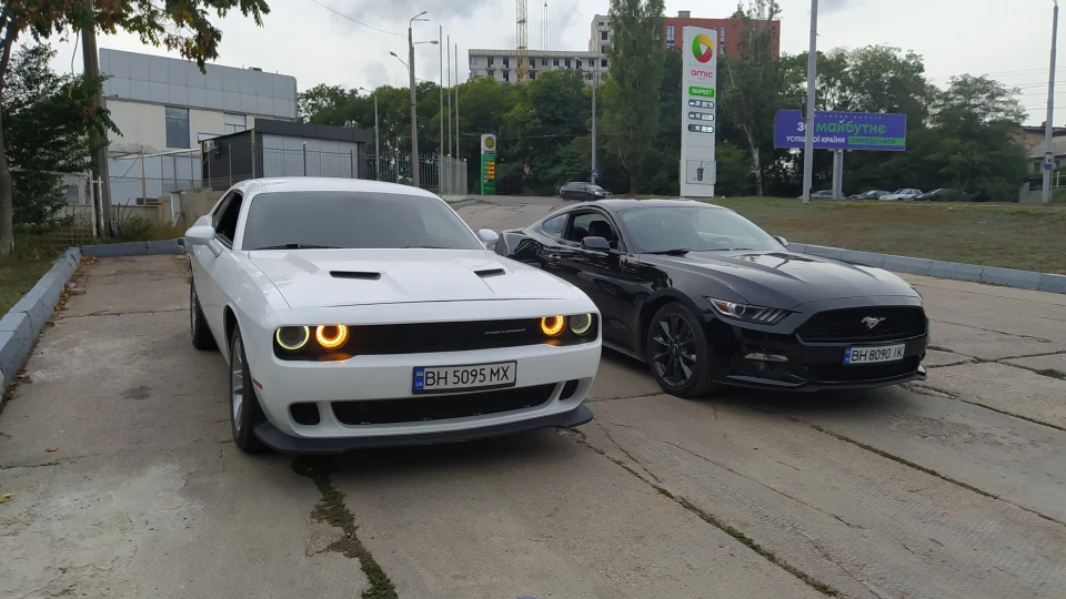 Dodge Challenger Невадовський 4