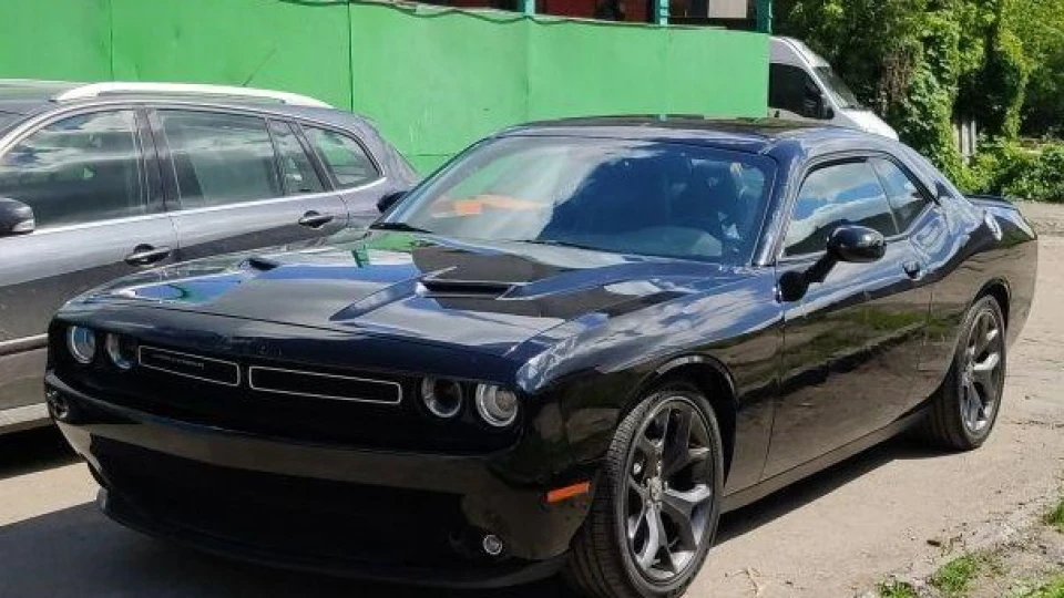 Dodge Challenger овечка у вовчій шкурі 2