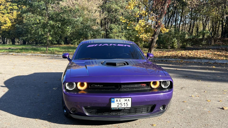 Dodge Challenger Plum Crazy
