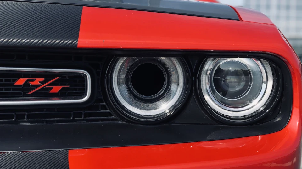 Dodge Challenger R/T PLUS 5.7L V8 HEMI 5