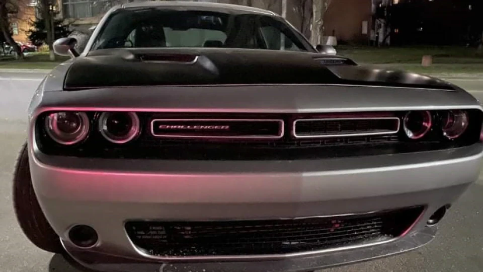 Dodge Challenger Стильна купеха 5