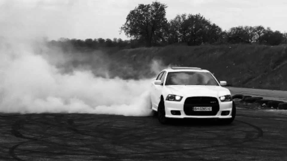 Dodge Charger SRT8 3